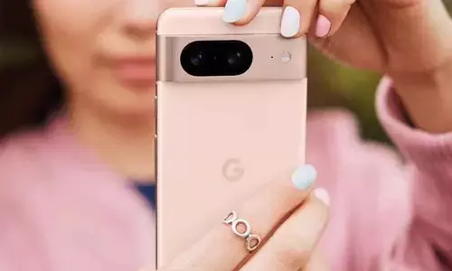 Google Pushes Surprise Hotfix Update to Select Pixel Phones After Android 16 QPR2