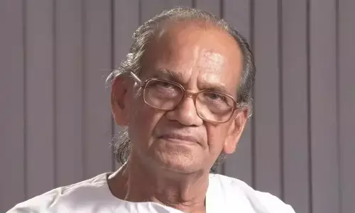KCR Mourns the Loss of Sculptor Ram Vanji Sutar