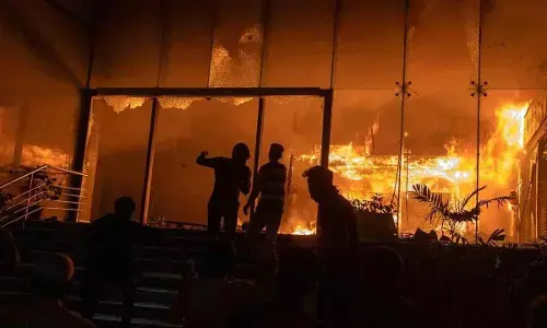 Bangladesh govt urges citizens to resist violence