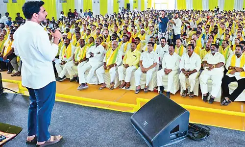 Lokesh vows justice to harassed cadre