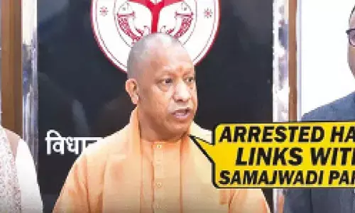 Cough syrup scam has Samajwadi Party links: Yogi