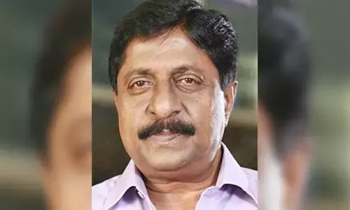 My respects to a remarkable mind, says Kamal Haasan in tribute to Malayalam filmmaker Sreenivasan My respects to a remarkable mind, says Kamal Haasan in tribute to Malayalam filmmaker Sreenivasan