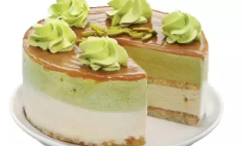 This Christmas, say it with ice cream cakes from Baskin Robbins!