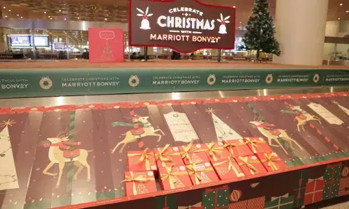 Marriott Bonvoy Unveils a Heartwarming Christmas Activation at Mumbai International Airport (T2)