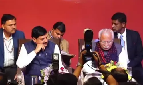 Union Minister Khattar gives green signal to 7-km Bhopal Metro Orange line Union Minister Khattar gives green signal to 7-km Bhopal Metro Orange line