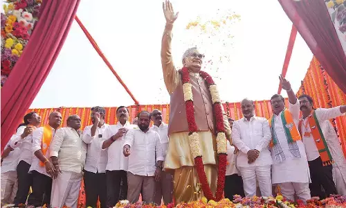 Bandi unveils Atal’s statue, pitches ‘double-engine’ governance