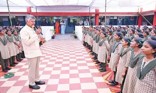 CM interacts with students, launches ‘Mustabu’