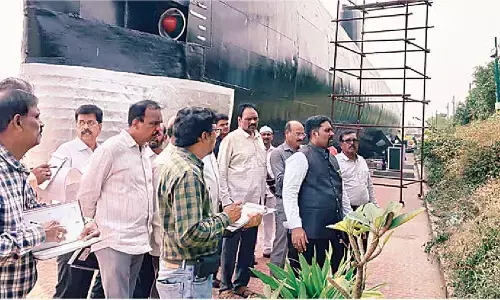 VMRDA Commissioner inspects various tourist spots VMRDA Commissioner inspects various tourist spots