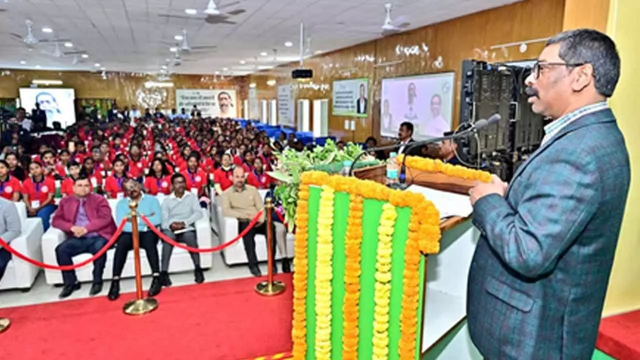 Jharkhand CM Hemant Soren launches free residential medical, engineering coaching for tribal students Jharkhand CM Hemant Soren launches free residential medical, engineering coaching for tribal students