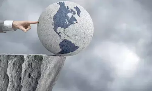 Investors await directional cues amidst geopolitical uncertainty