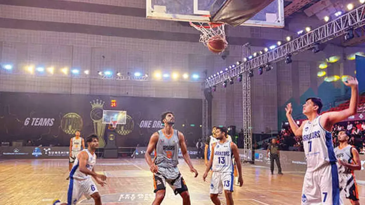 Warangal, Hyderabad register impressive wins