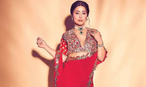 Hina Khan says ‘It’s the way you look at it’ as she opens up about her cancer journey