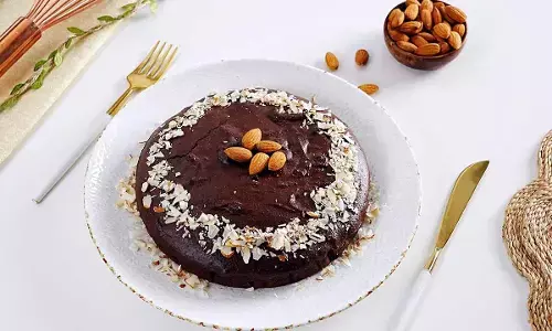 Celebrate the Festive Season with a Wholesome Twist: Dark Chocolate Almond Orange Cake