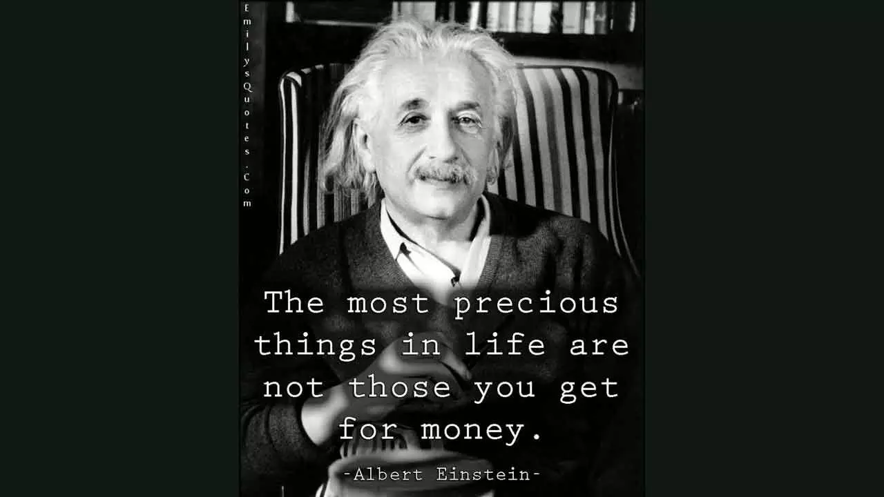 There are more important things in life than money There are more important things in life than money