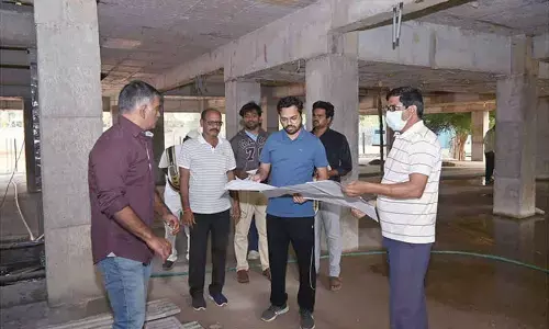 Civic chief warns against deviations in building plans