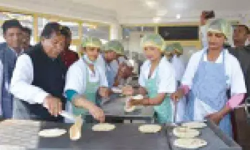 100 Atal canteens to start functioning from today 100 Atal canteens to start functioning from today