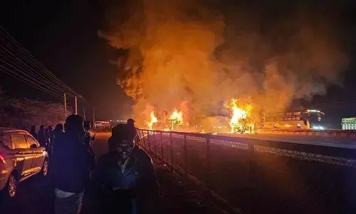 17 charred to death as private bus catches fire in Karnataka