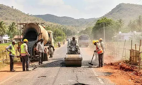 Minister orders pothole-free roads by Sankranti
