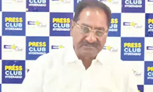 Ponnavolu accuses Naidu of misusing institutions to close cases