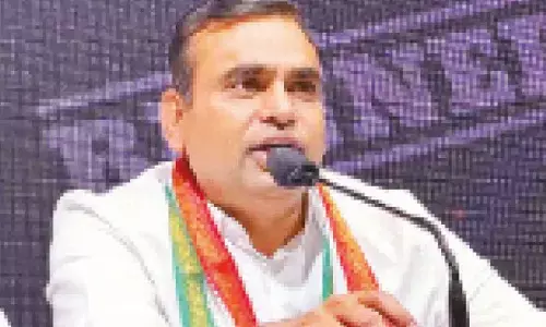Bandi should school BRS leaders on morals, not us: Congress MP