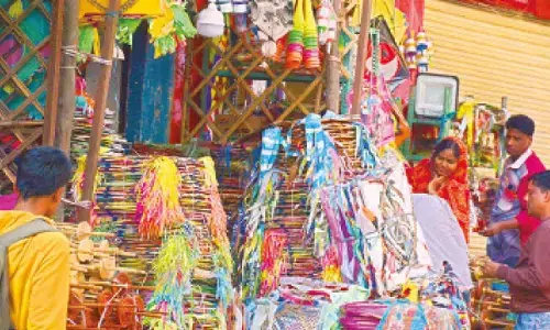 Begum Bazar sees surge in demand for kites ahead of Sankranti festival