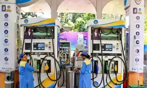 Indias petrol pump count crosses 1 lakh