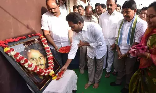 YS Jagan pays tribute to Vangaveeti Mohana Ranga on