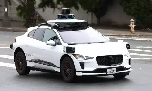 Waymo Tests Google Gemini as a Conversational Co-Pilot for Robotaxis