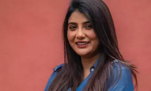 Bengali Actor Parno Mittra Switches To Trinamool Congress, Calls Joining BJP A Wrong Choice