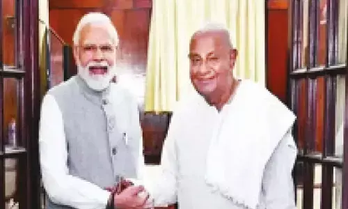 Deve Gowda hails PM for joining Christmas service