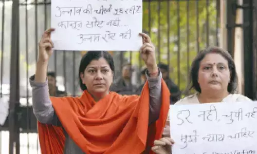 Unnao rape case: Protest outside HC against suspension of Sengar’s jail term