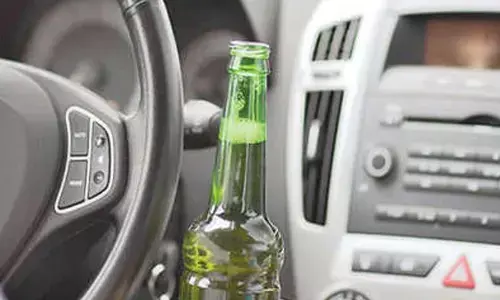 Drunk woman held for injuring constable