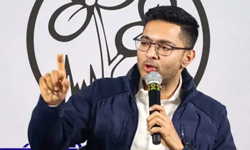 Abhishek Banerjee directs BLAs to stand by people during SIR hearings