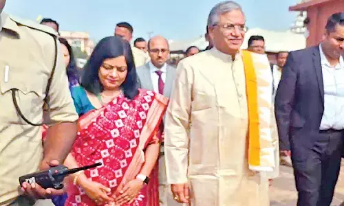 CEC visits Puri, Konark temples