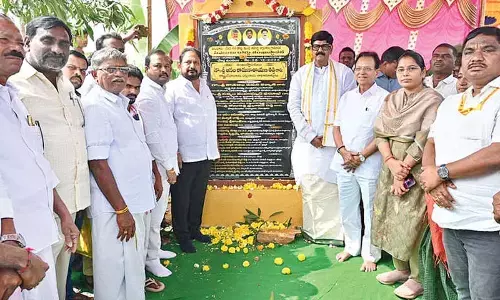 Devpt works worth Rs 144 cr are on: Anam