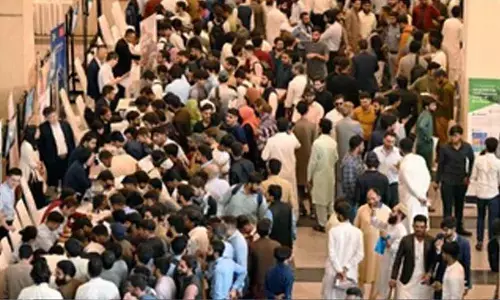 Pakistan: Balochistan govt employees announce pen-down strike over pending allowance demands