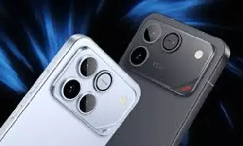 Honor Win Debuts With 10,000mAh Battery, Still Lighter Than iPhone 17 Pro Max