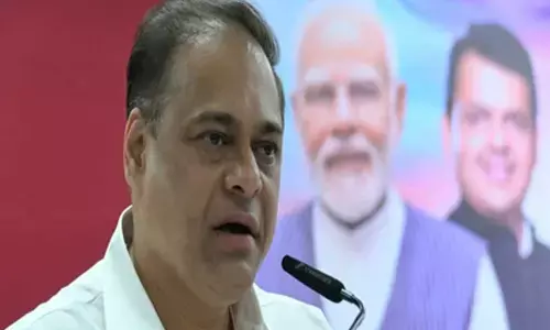 BJP, Shiv Sena finalise 137-90 seat-sharing formula for BMC polls