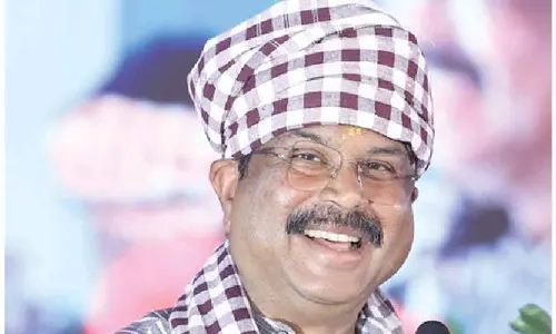 Pradhan attends farmers’ meet