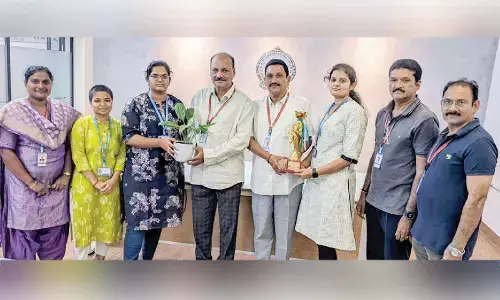 SRKR women’s team wins inter-college badminton title