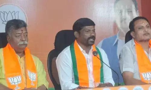 BJP neta takes a jibe at KTR’s obsession with SM platforms