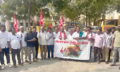 Glitches in Urea App terrible, say farmers