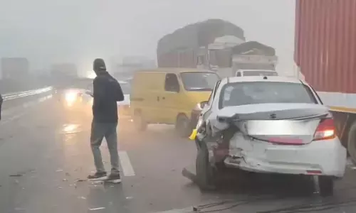 Dense Fog Causes Multi-Vehicle Crash On Delhi–Sonipat Road Near Bahalgarh