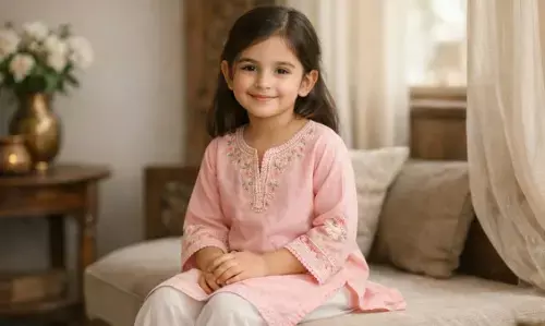 8 Common Mistakes Pakistani Mothers Should Avoid When Buying Girls Shalwar Kameez