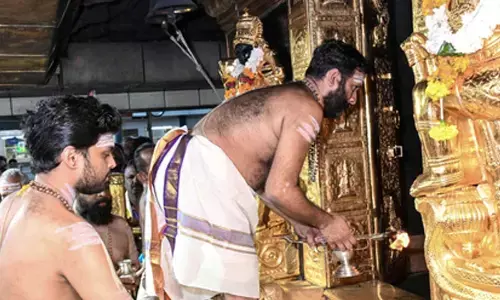 Sabarimala gold heist: Congress steps up attack as court unhappy with delay in probe