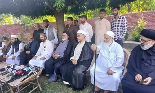 J&K: MMU objects to promotion of publicity related to singing competition themed Vande Mataram J&K: MMU objects to promotion of publicity related to singing competition themed Vande Mataram