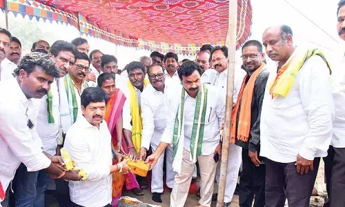 Govt prompt in distributing pensions: Minister Kollu