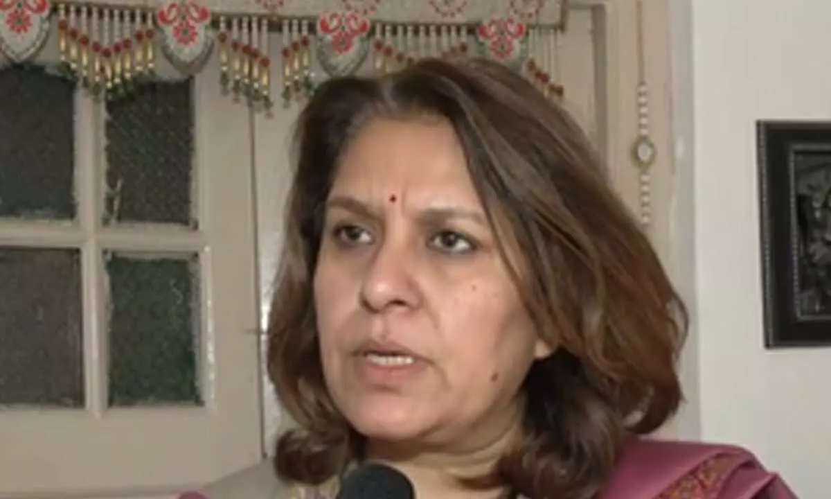 Govt must be questioned on Bangladeshi players participation in IPL bidding: Cong on criticism of SRK after KKR buys cricketer Govt must be questioned on Bangladeshi players participation in IPL bidding: Cong on criticism of SRK after KKR buys cricketer