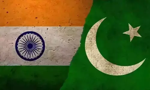 India, Pakistan exchange list of nuclear installations India, Pakistan exchange list of nuclear installations
