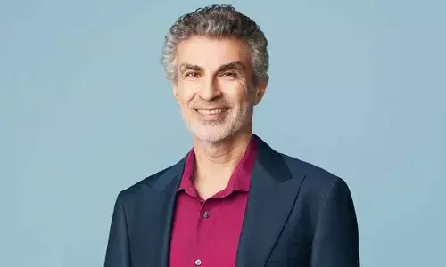 AI Rights Debate: Yoshua Bengio Warns of Losing Human Control